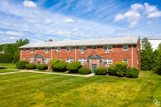 Building Photo - 1570 Willard Ave