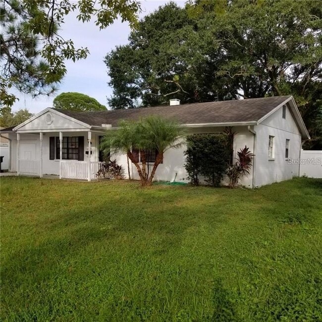 Building Photo - 6717 Mornay Cir