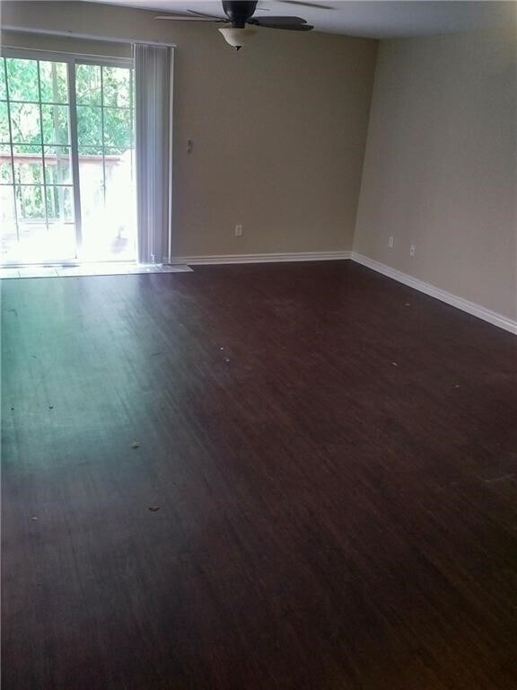 Foto del edificio - 252 Graystone Cir