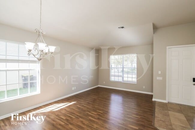 Building Photo - 1768 Dittmer Cir SE