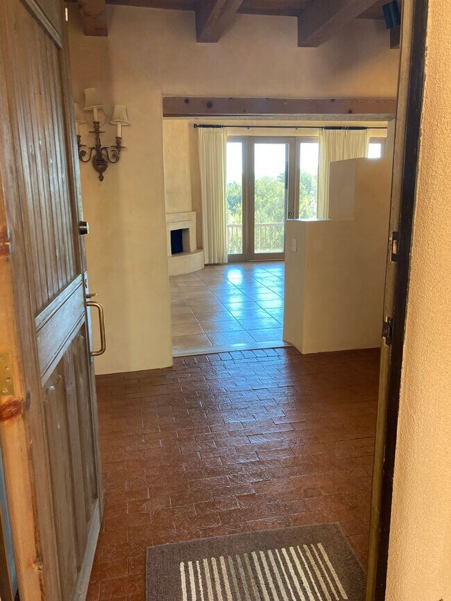 Foto del edificio - 822 Camino Del Este - Lease Only *LEASE PE...