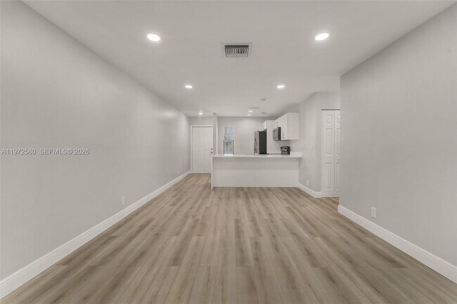 Foto del edificio - 10379 NW 35th St