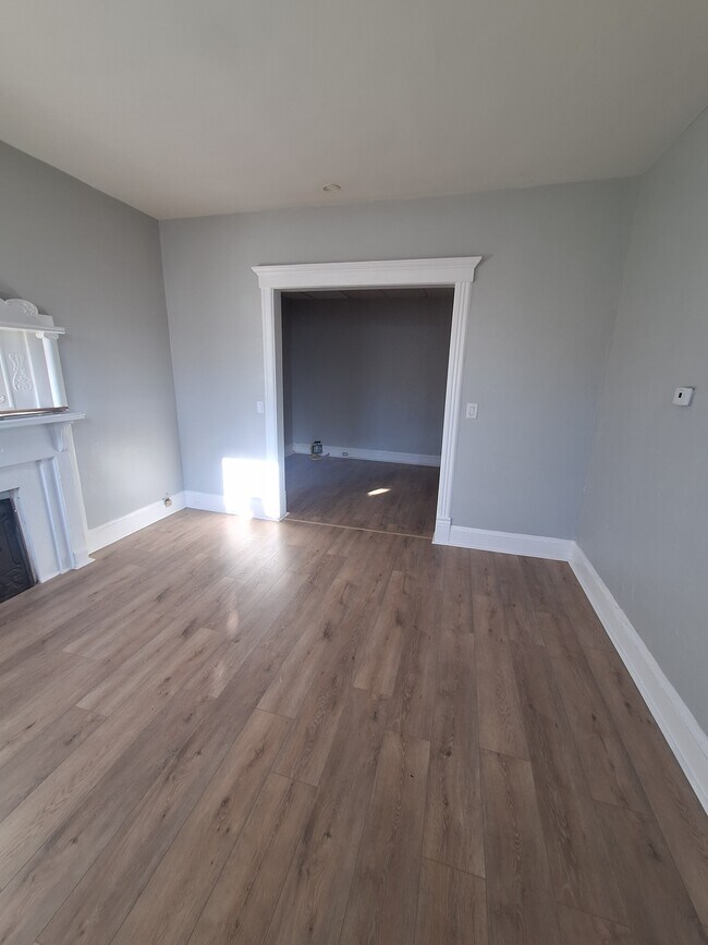 Foto del edificio - 96 Main St