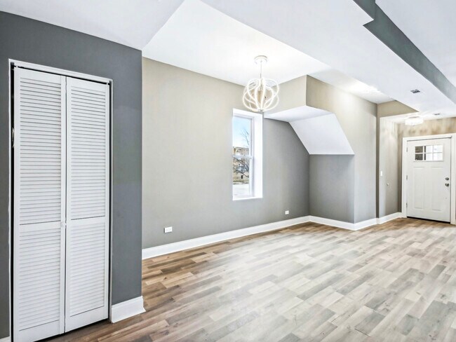 Foto del edificio - 1806 S Trumbull Ave