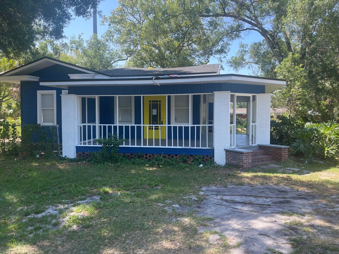 Foto principal - 2702 W Sitka St