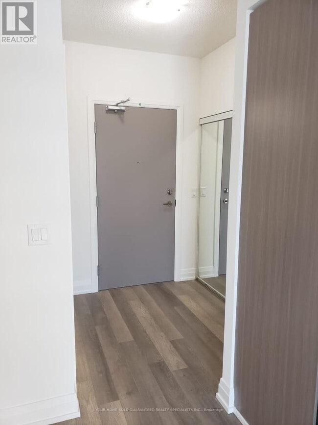 Building Photo - 3121 Sheppard Ave E