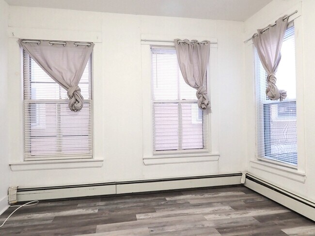 Foto del edificio - 42 Magazine St