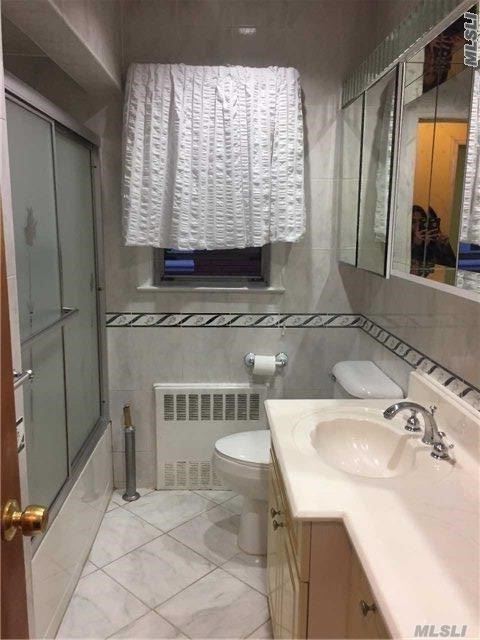 Foto del edificio - 107-35 75th St