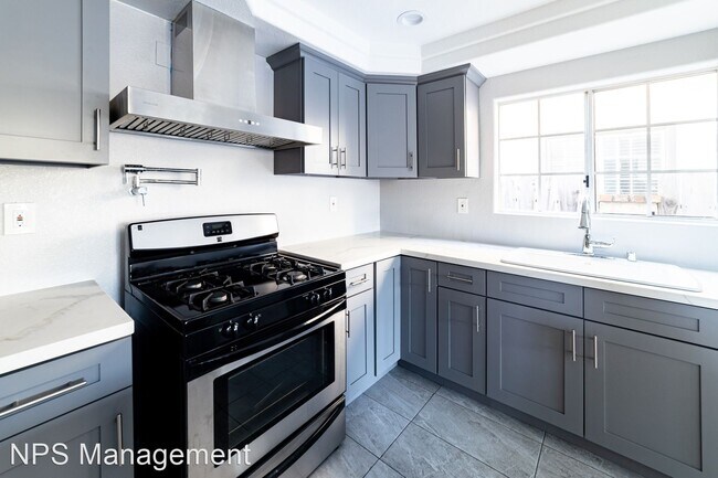 Foto del edificio - 3 br, 2.5 bath Apartment - 1334 Lee Ave + ...