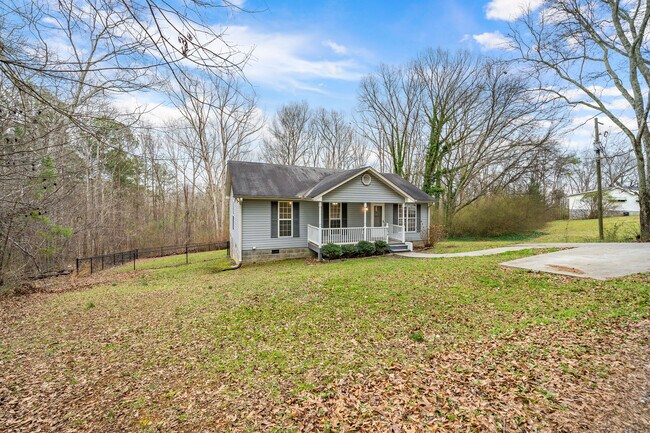 Foto del edificio - 694 Sugar Valley Rd SW