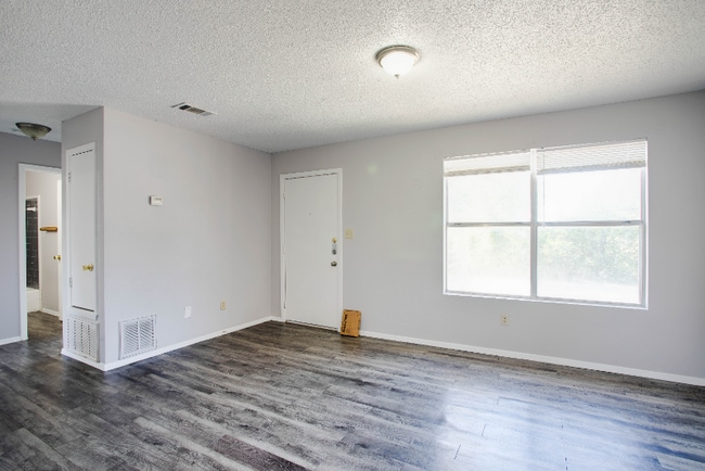 Foto del edificio - 20105 San Marcos Hwy