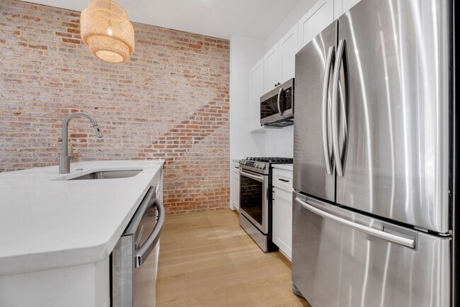 Foto del edificio - 211 Florida Ave NW