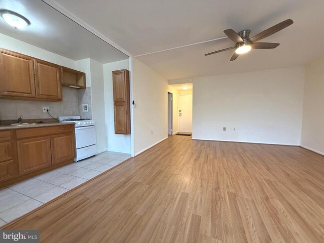 Building Photo - 4100 W St NW