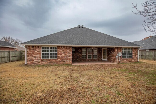 Foto del edificio - 139 Fox Run Cir