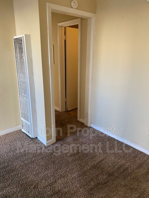 Building Photo - 1044 Merriwether Ave