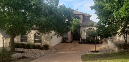 Building Photo - 404 Golf Crest Ln