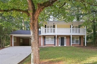 Building Photo - 1166 Shoreham Dr