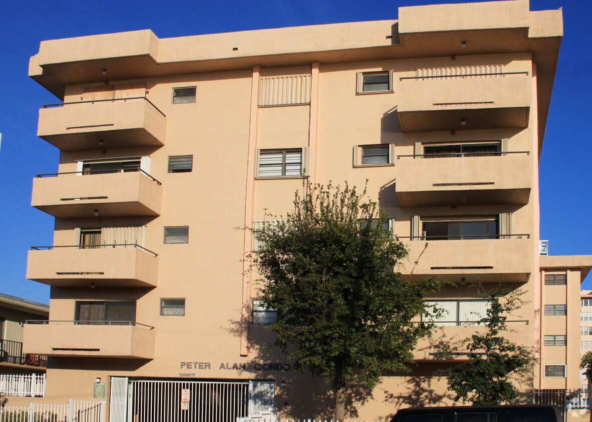 Building Photo - 6831 Abbott Ave
