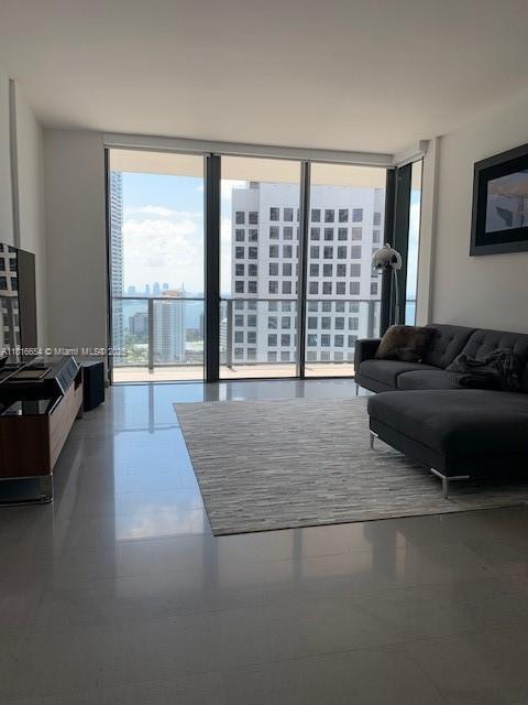 Foto del edificio - 68 SE 6th St