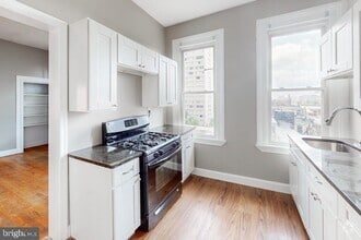 Building Photo - 1041 St Paul St