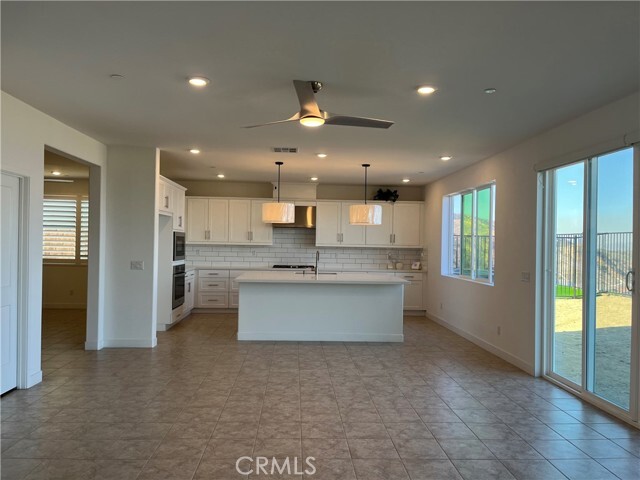 Building Photo - 2641 Sierra Bella Dr