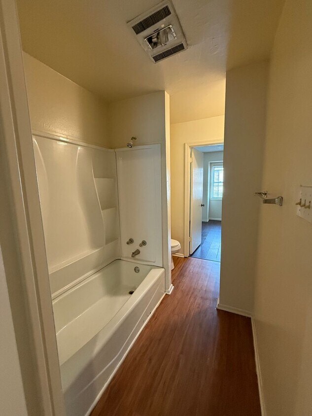 Photo - 8717 Granite Dr