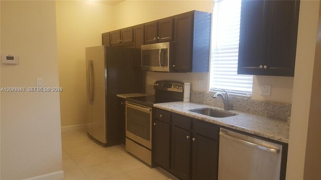 Building Photo - 9311 SW 171st Ct