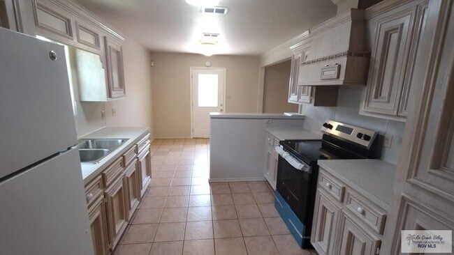 Foto del edificio - 4860 Larkspur Dr