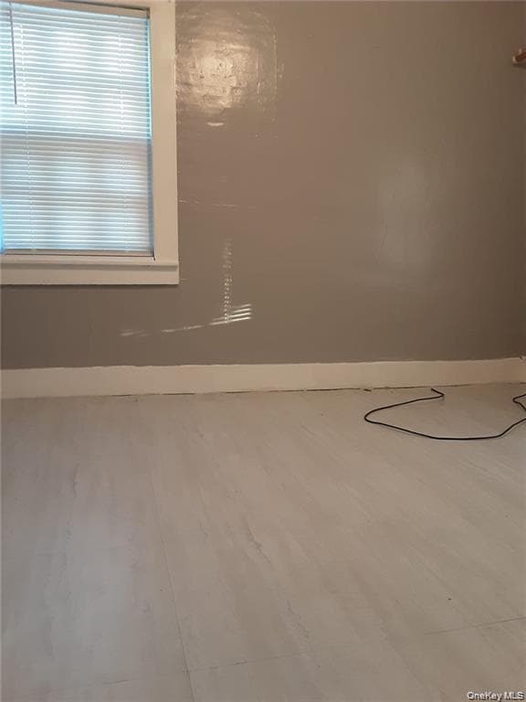 Foto del edificio - 2 Oxford Depot Rd