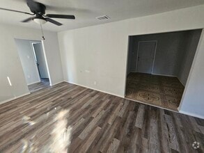 Building Photo - 2210 Bombay Ave