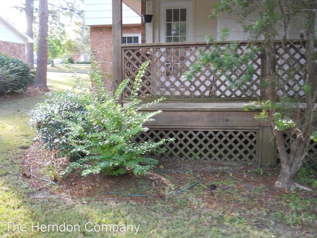 Building Photo - 4 br, 2.5 bath House - 2412 Winding Way