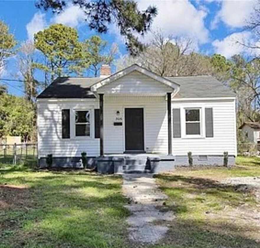 Primary Photo - 306 Plum St
