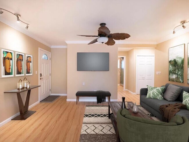 Building Photo - 70 Halili Ln