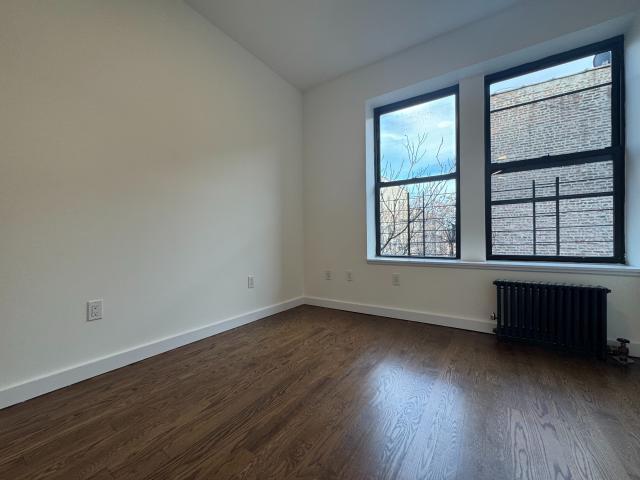 Foto del edificio - 3 bedroom in NEW YORK NY 10033