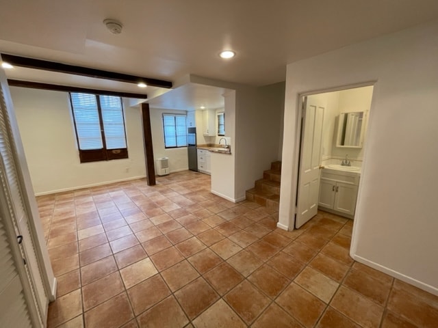 Foto del edificio - 1855 N Kingsley Dr