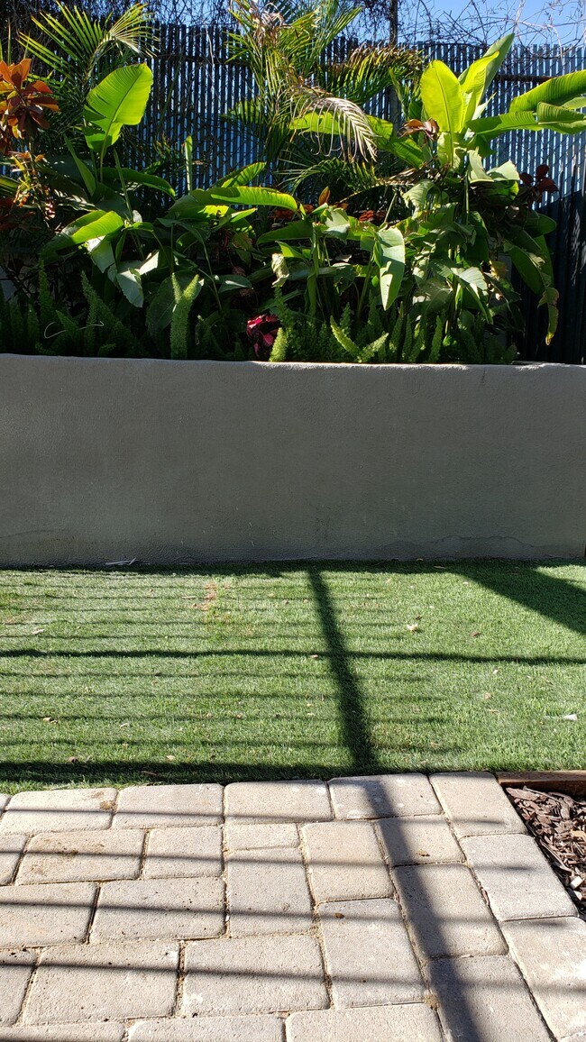 Yard is ONLY for this unit. - 2131 Carmona Ave