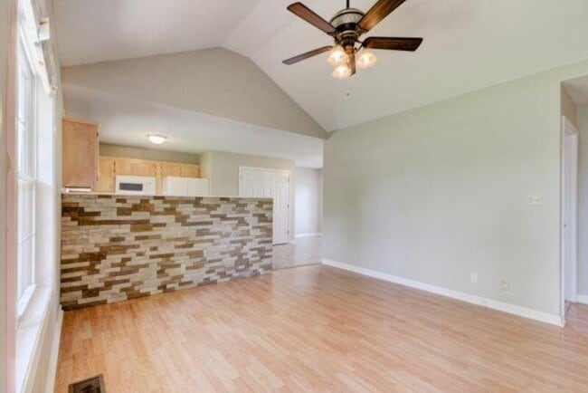 Building Photo - 2009 Timberline Cir