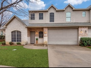 Building Photo - 4223 Towne Lake Ct