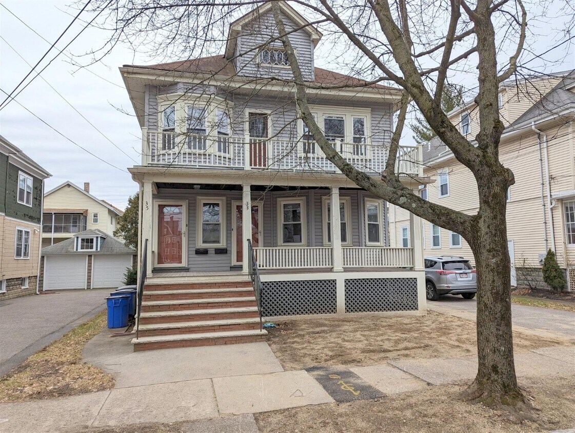 33 Trowbridge St Unit 1, Arlington, MA 02474 Apartments in Arlington