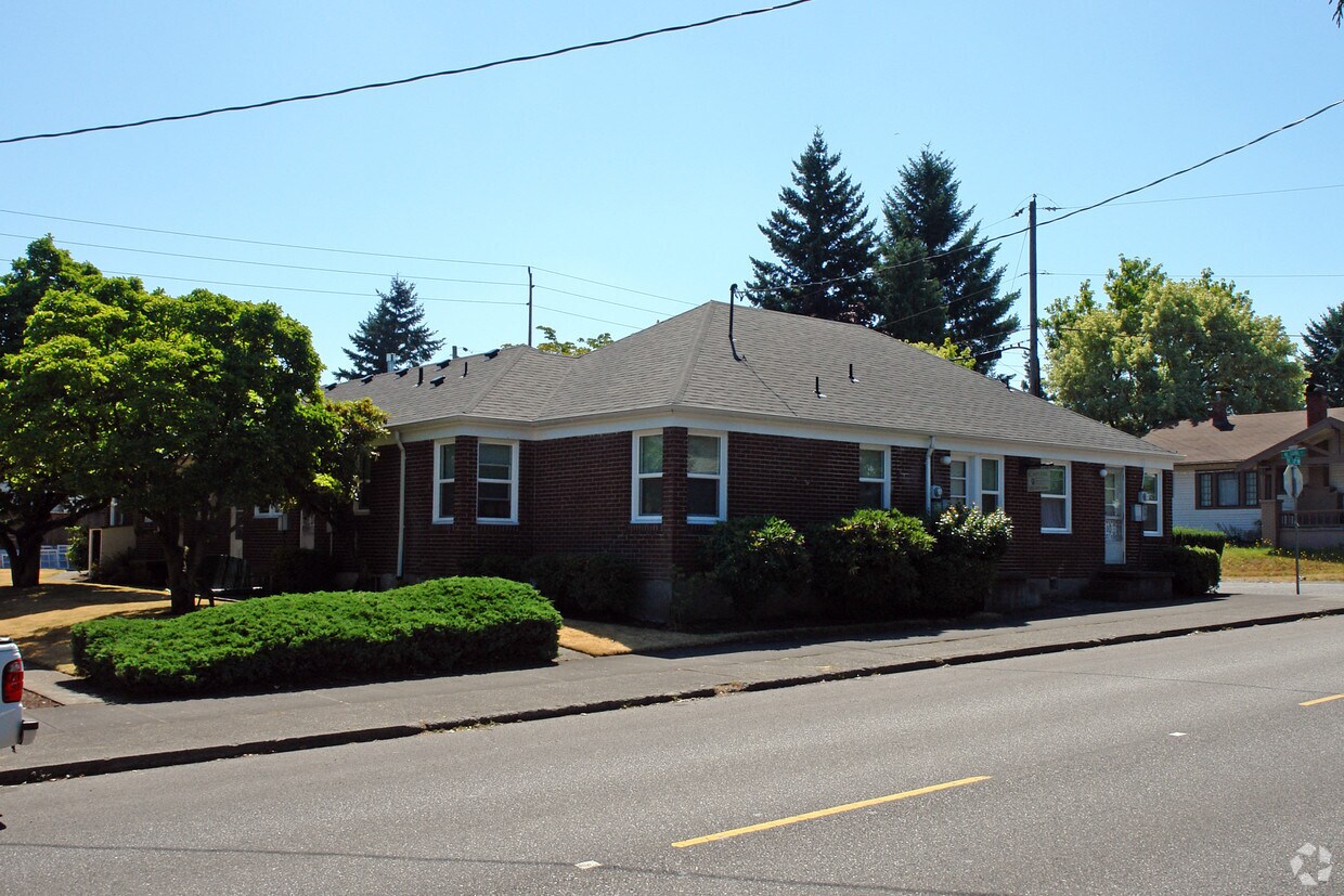 Building Photo - Alameda Court Apartments