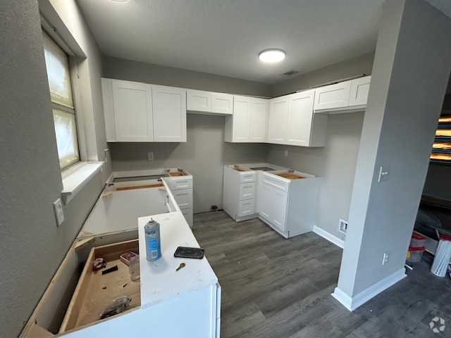 Building Photo - 1014 La Marche Dr