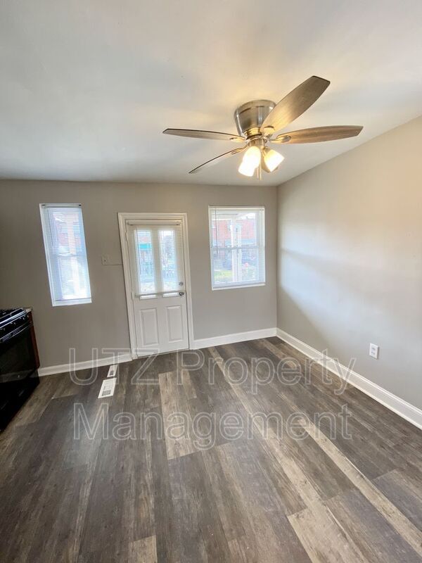 Building Photo - 6952 Reisterstown Rd