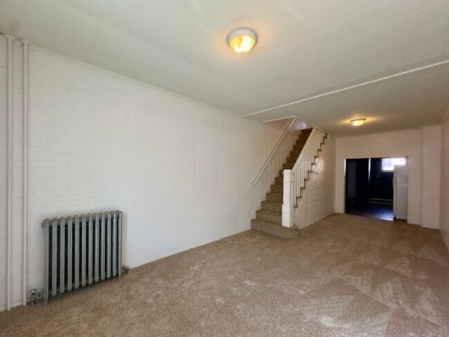 Foto del edificio - Charming 2BR/1BA Townhome in Canton/Upper Fells, Baltimore, MD!