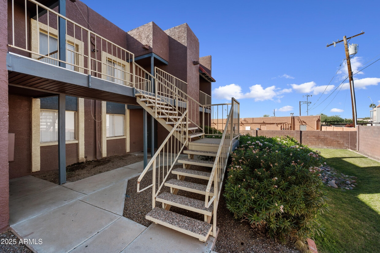 Foto principal - 16602 N 25th St