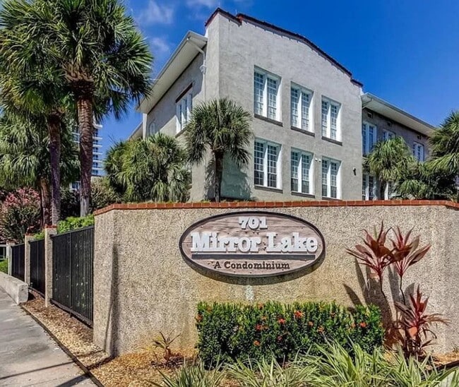 Foto del edificio - Modern Condo Living by Mirror Lake – Downtown St. Pete! 2bed | 2bath