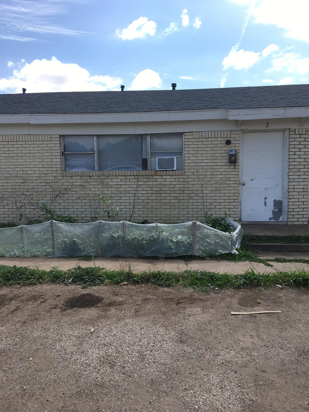 Foto principal - 5912 NE 9th Ave