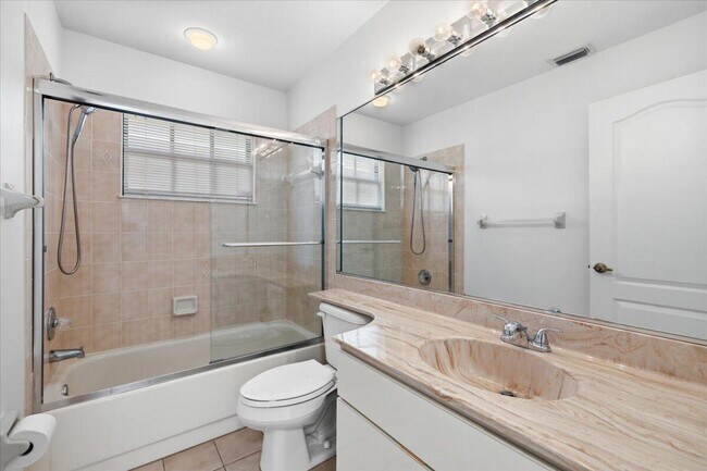 Foto del edificio - 1902 SE Gaskins Cir