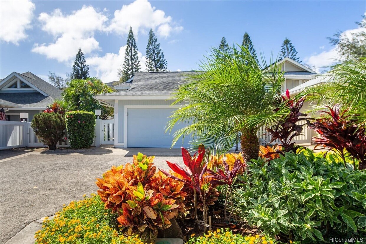 353 Holokai Pl, Honolulu, HI 96825 House Rental in Honolulu, HI