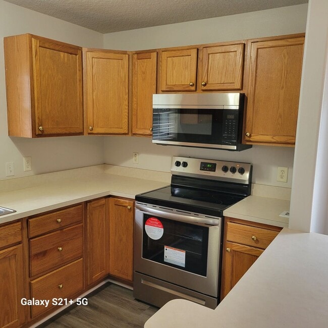 Foto del edificio - $1495 - 3/2/1 - Palm Coast - Rent Free in 2025