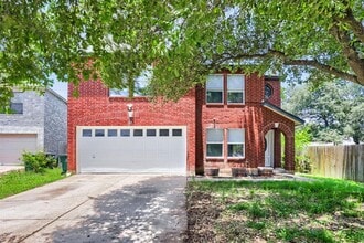 Building Photo - 512 Woodford Dr